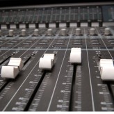 Alquiler de sonido e iluminación profesional